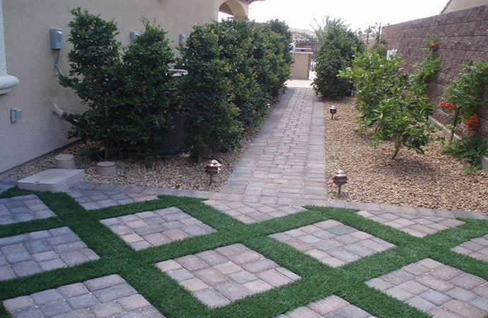 custom pools and spas by greencare.net